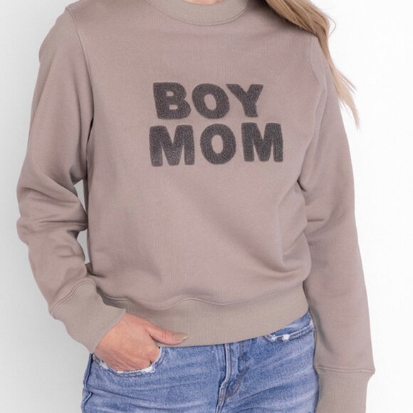 LĒ·LĀ·LŌ Boy Mom Sweatshirt - Picture 1 of 2